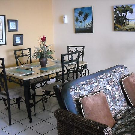 Ocean Front Apartment Luquillo Buitenkant foto